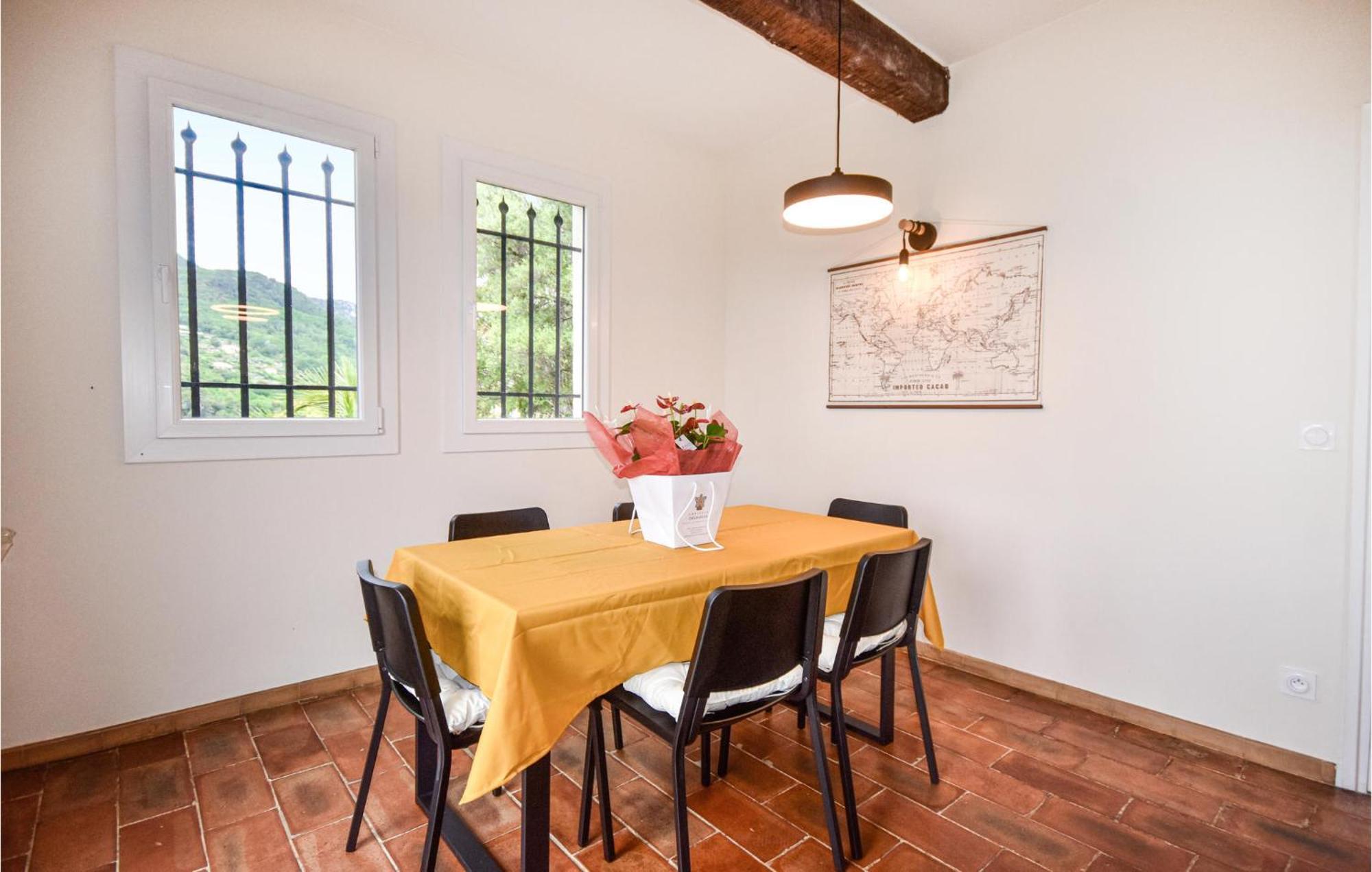 Awesome Apartment In Saint-Jeannet With Kitchen Buitenkant foto