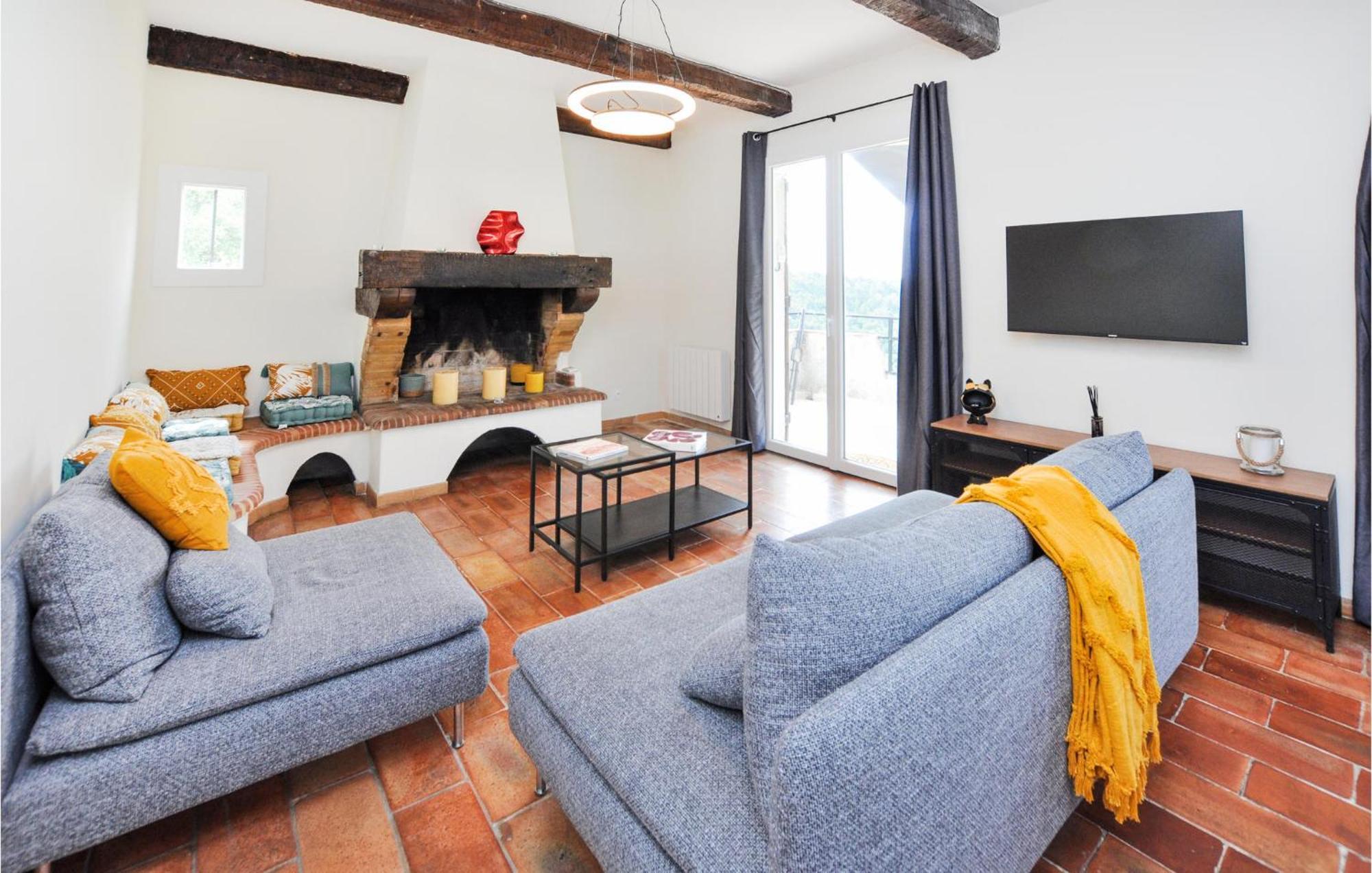 Awesome Apartment In Saint-Jeannet With Kitchen Buitenkant foto